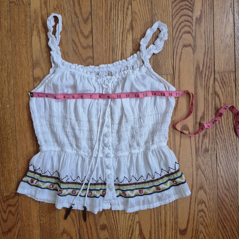 Boho Granola White Embroidered Women's Top Medium - Picture 7 of 9